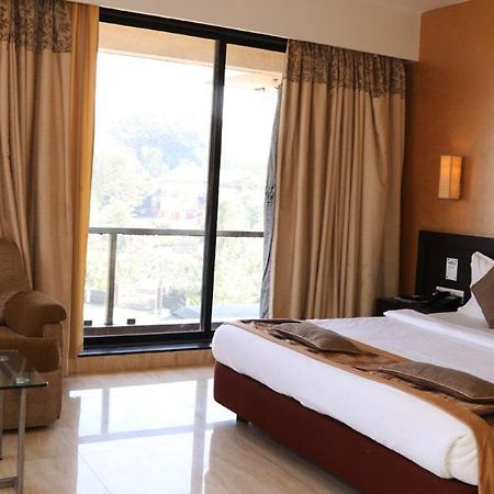 Hotel Princess Park Daman Esterno foto