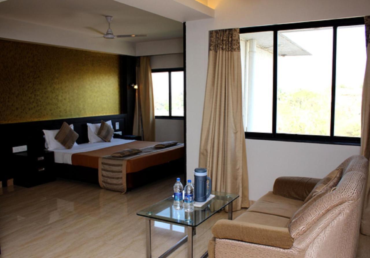 Hotel Princess Park Daman Esterno foto