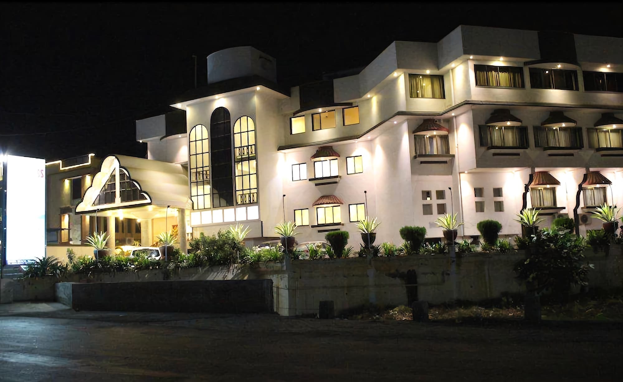Hotel Princess Park Daman Esterno foto